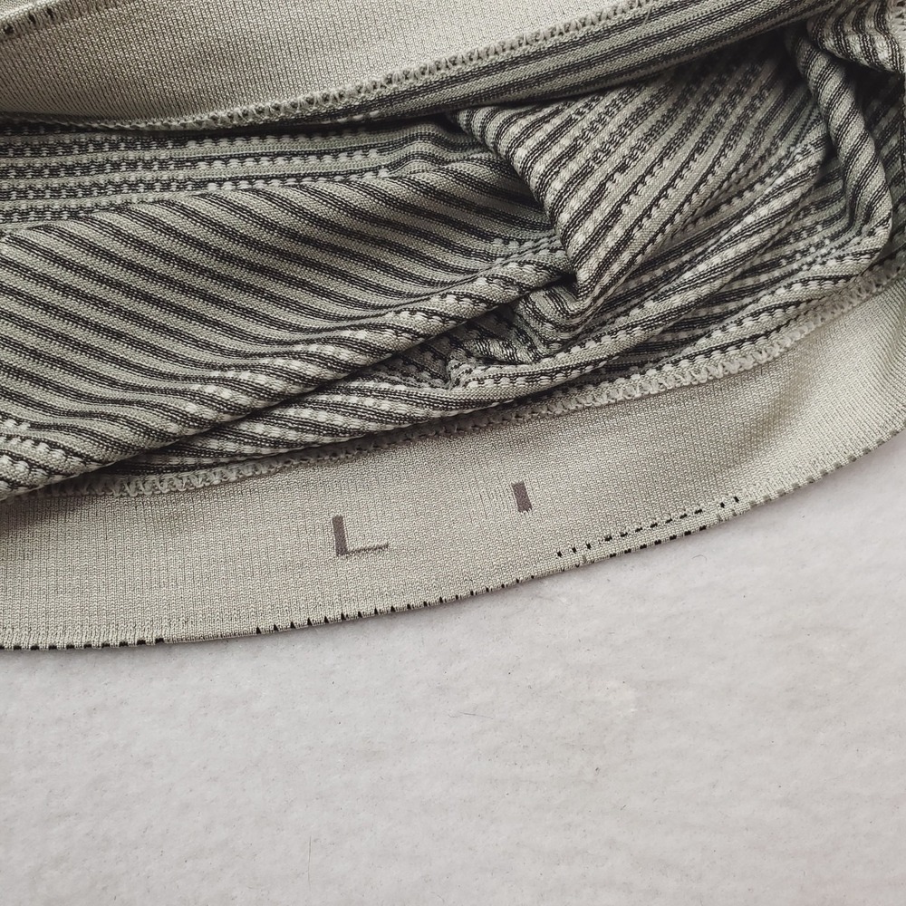 Lululemon Metal Vent Tech Polo Shirt Mens Large Beige Geo Camo Performance Golf - Picture 4 of 9